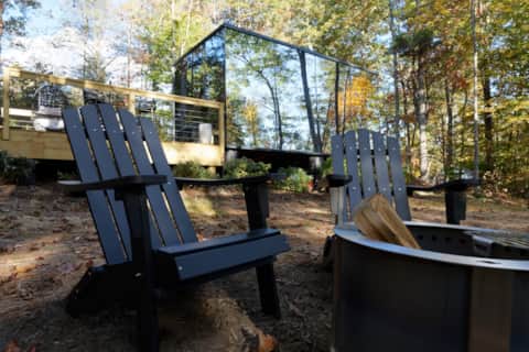 Curated visual reference: Off Grid Luxury Vacation Homes In Oregon Reference: Mirror House Off Grid Luxury Hot Tub Private Fire Pit