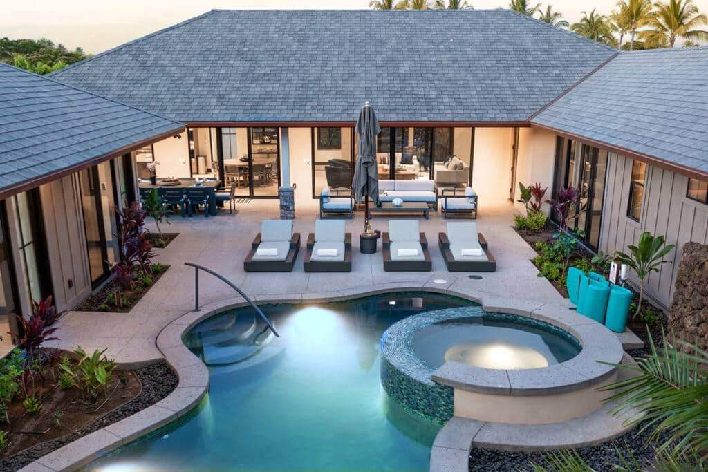 Welcome to your private Hawaiian Oasis!