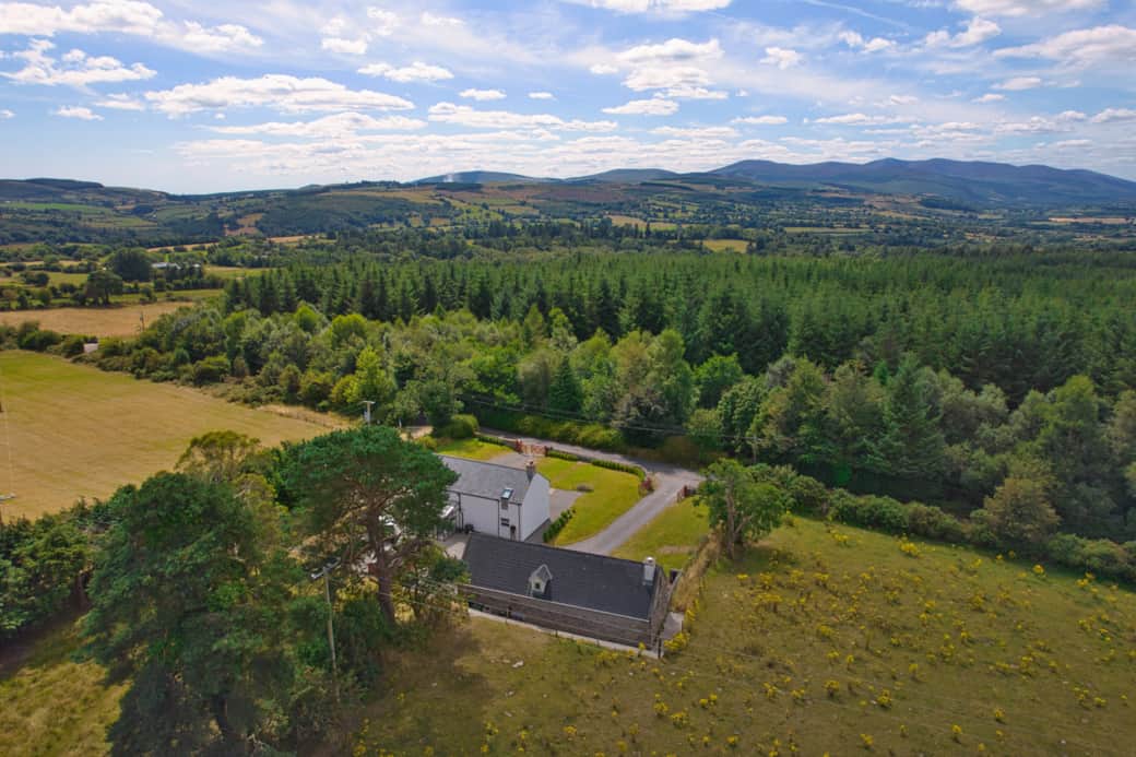 The Nire Byre and the Property
