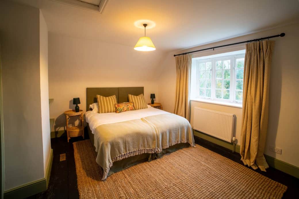 Master Bedroom - Super King Bed with Ensuite Bathroom