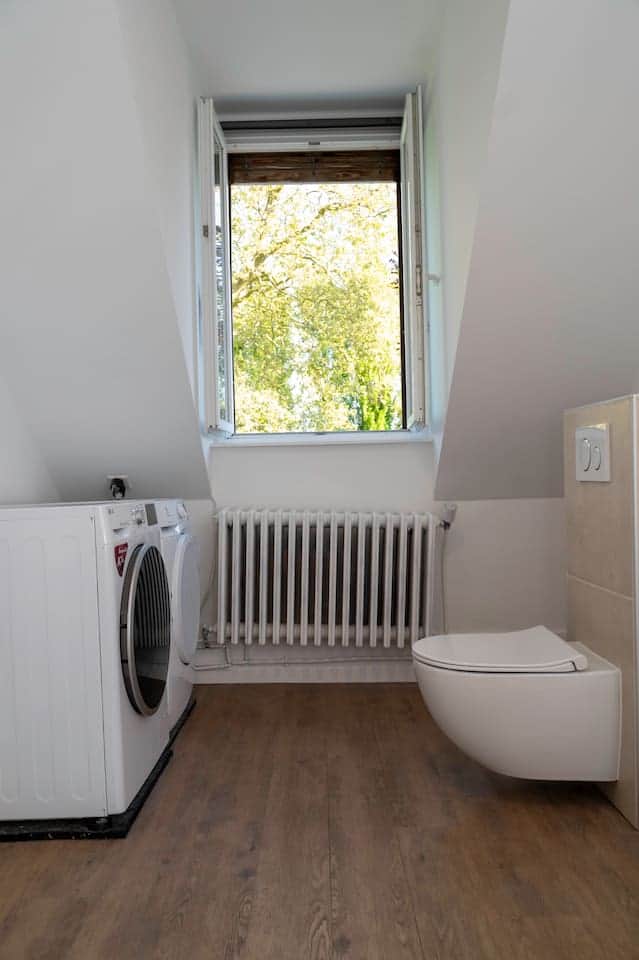La salle de bain de l'appartement