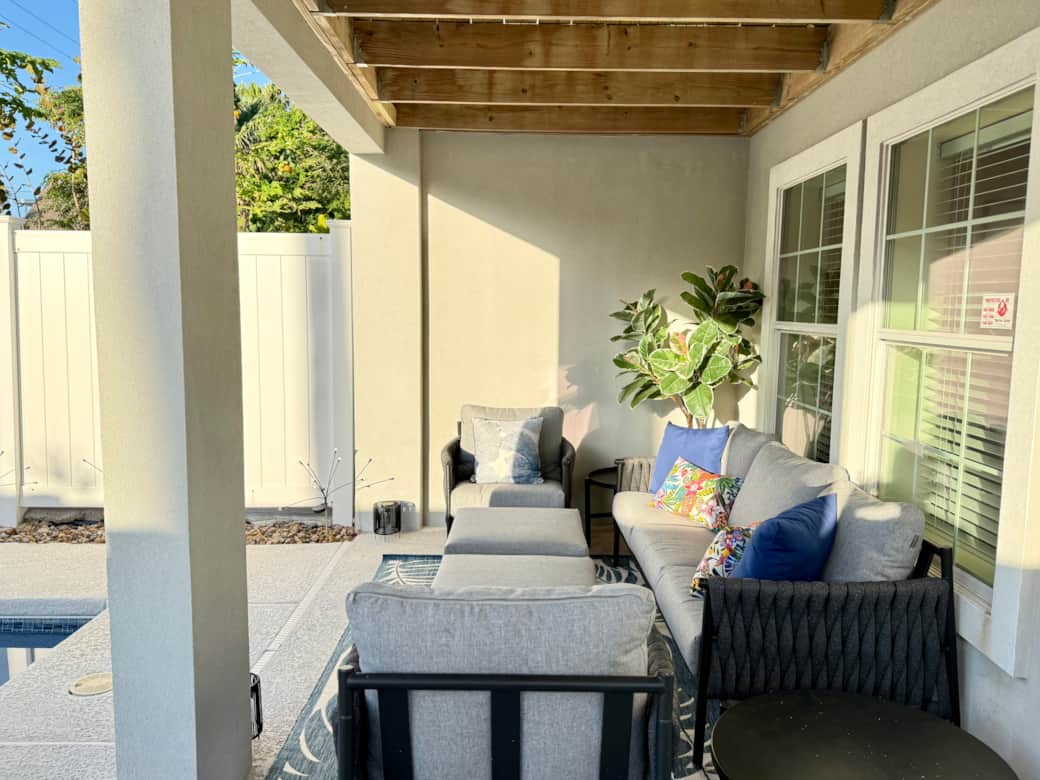 Covered Patio to relax in the shade Covered Patio to relax in the shade
