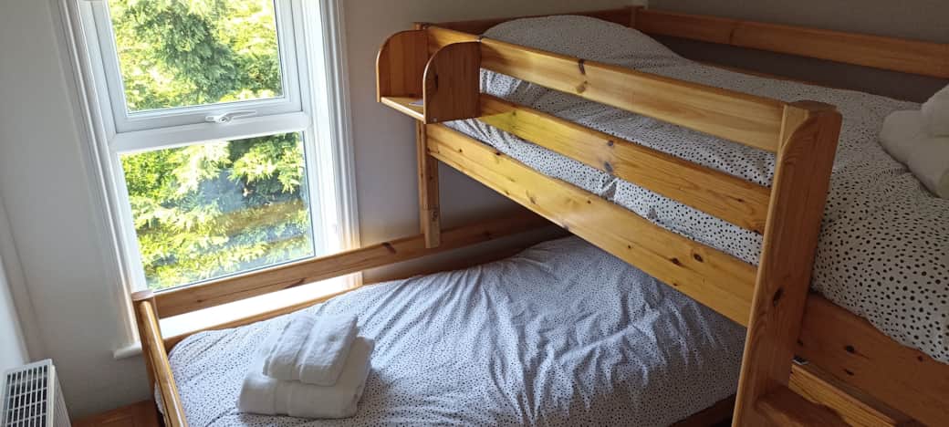 Bunk Room - 2 Singles