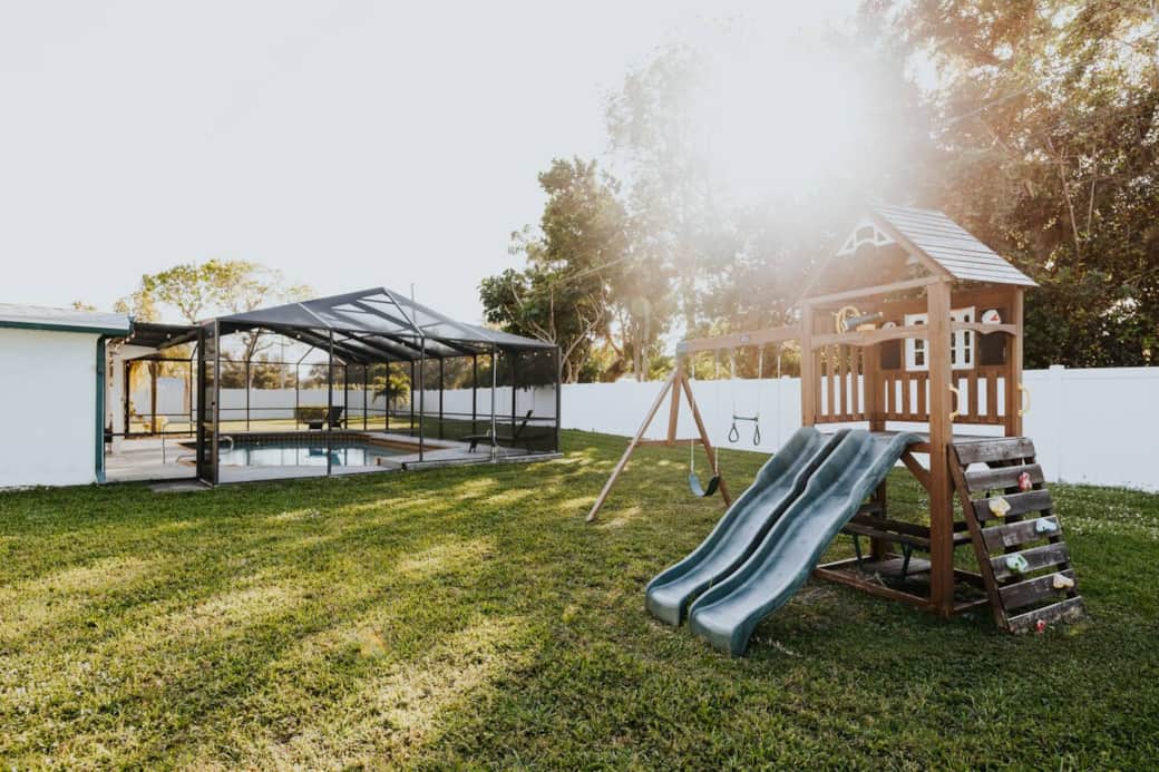 Brand new kids' playland (kiddos up to 65 pounds) inside our huge, safe, fenced-in backyard Brand new kids' playland (kiddos up to 65 pounds) inside our huge, safe, fenced-in backyard