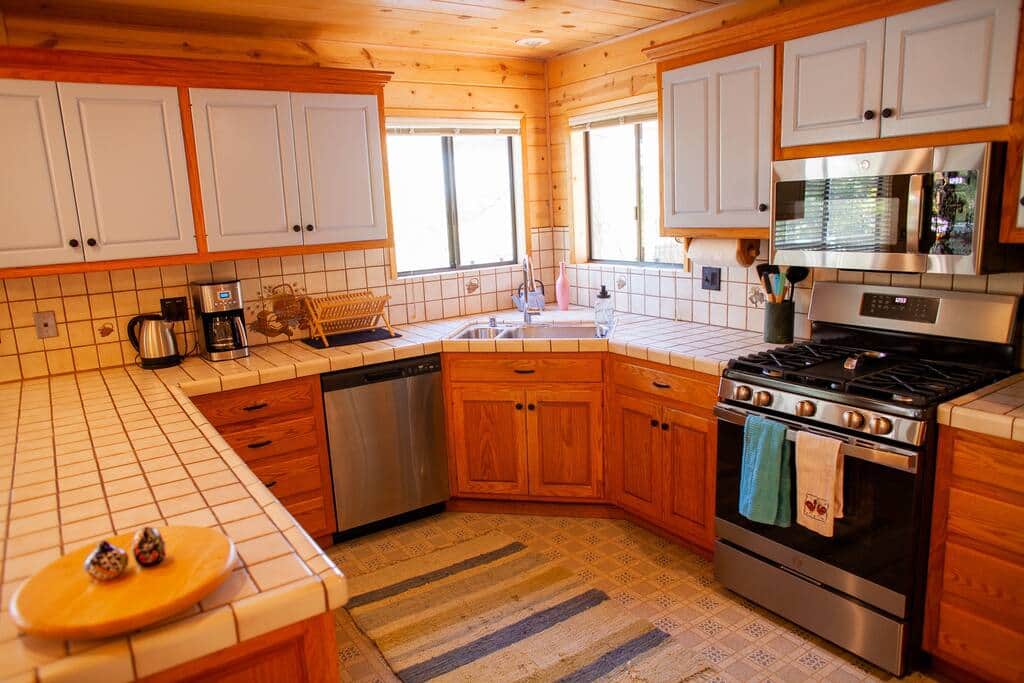 Brand new appliances with every kitchen tool you could need to feed the family. Brand new appliances with every kitchen tool you could need to feed the family.