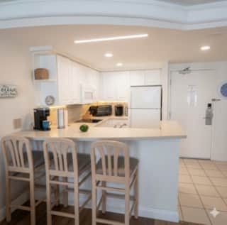 Suite kitchen thumbnail