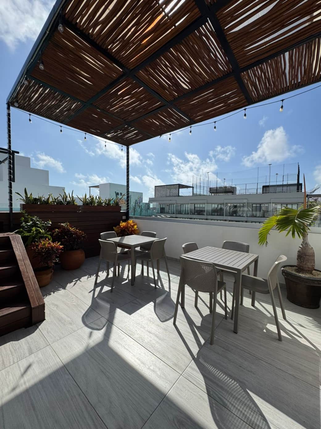 Mesas Roof