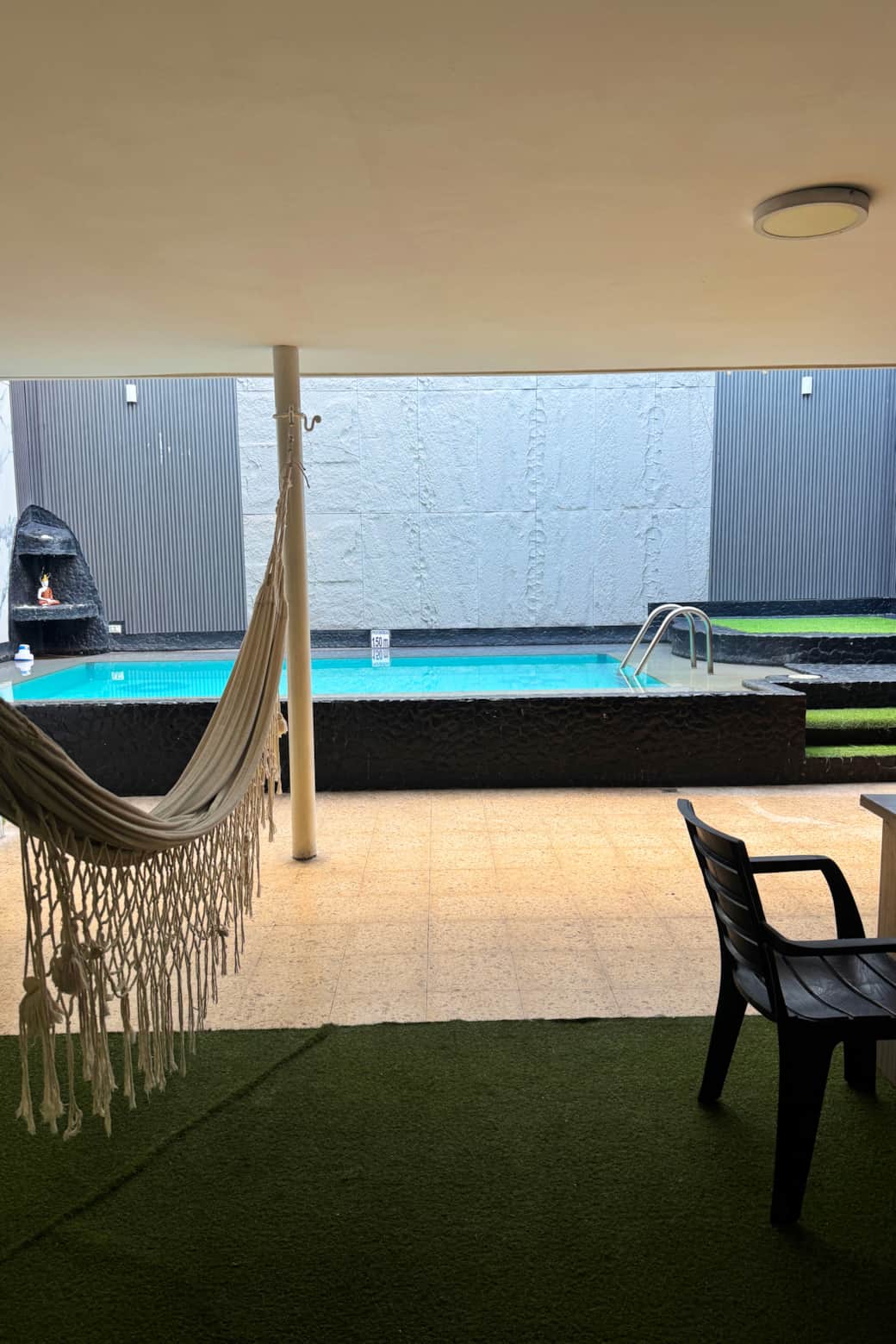 Alojamiento familiar en Medellín con piscina Alojamiento familiar en Medellín con piscina