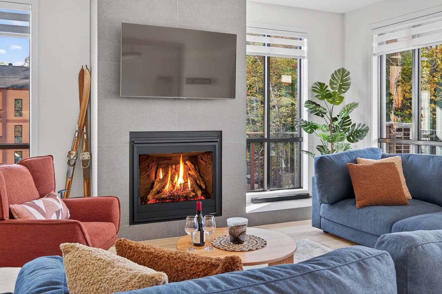 High-end ski cottage Mont-Tremblant near slopes and outdoor activities