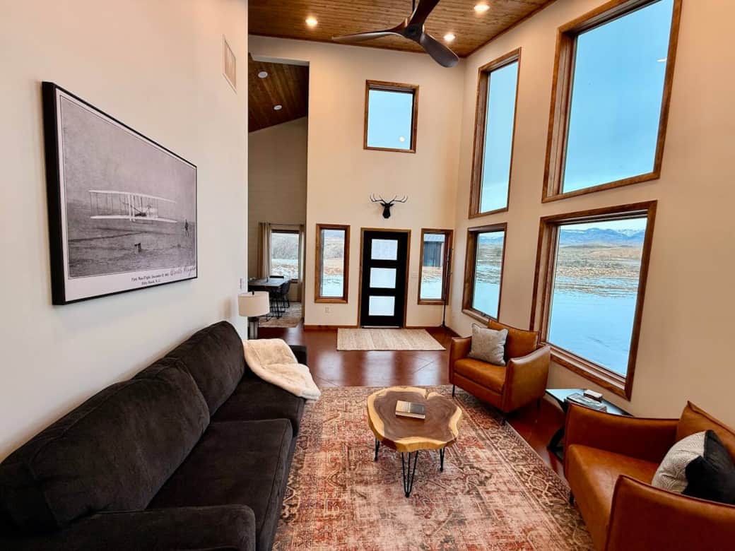 Tall ceilings and gorgeous views from these beautiful tall windows