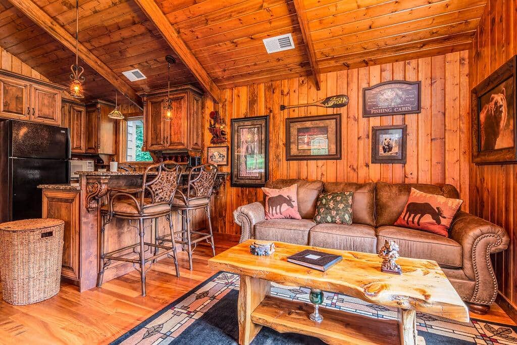 Cozy open concept......... Cozy open concept.........