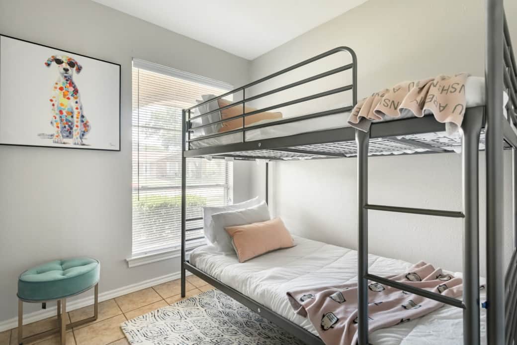 7e0bb27b e19f 417b a0c0 d6124dfd1449 7e0bb27b e19f 417b a0c0 d6124dfd1449