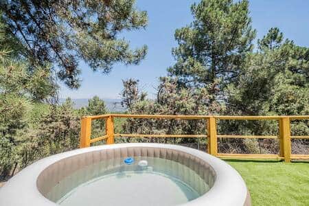 Cabaña ecológica con jacuzzi — foto 1