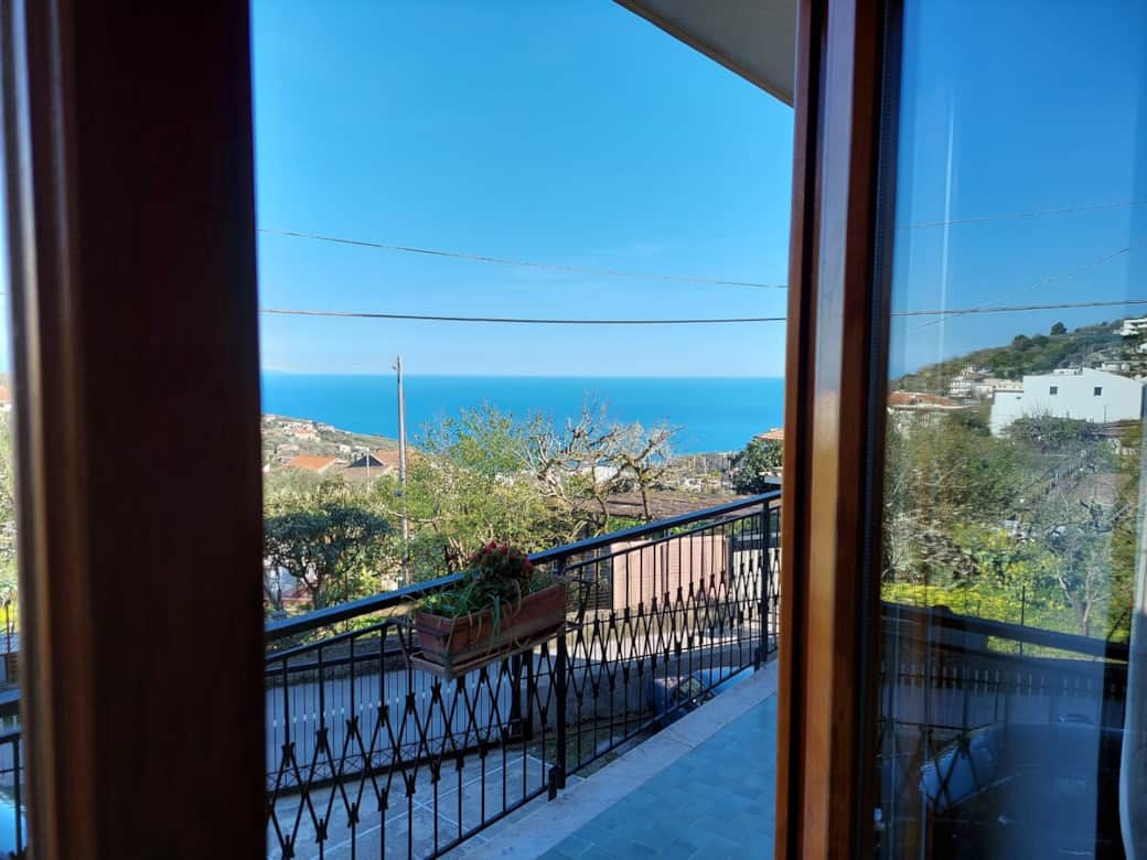 Salone: veduta Salone: veduta