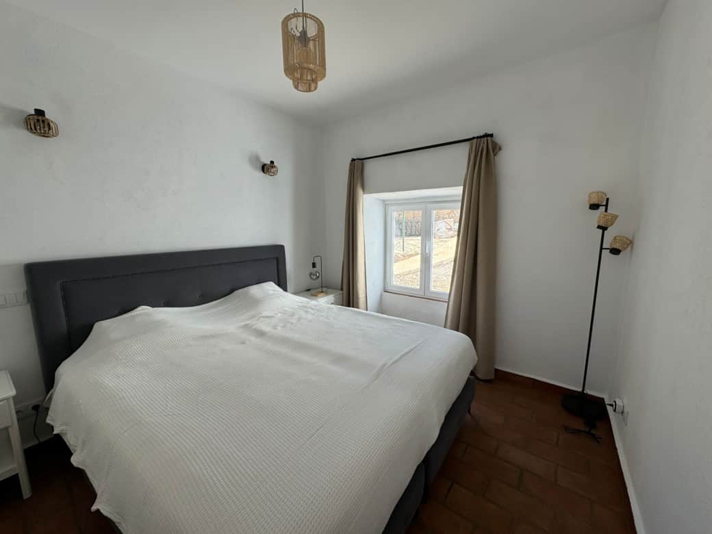 Faro Oeste quarto Faro Oeste quarto