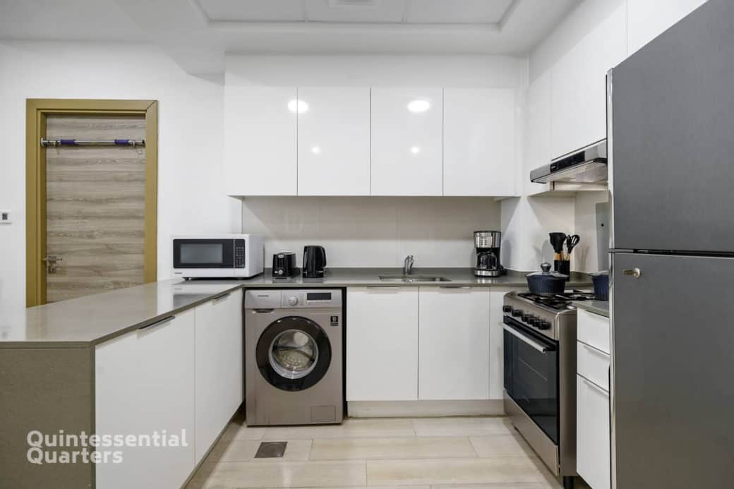 Kitchen Area - Microwave and Oven Kitchen Area - Microwave and Oven