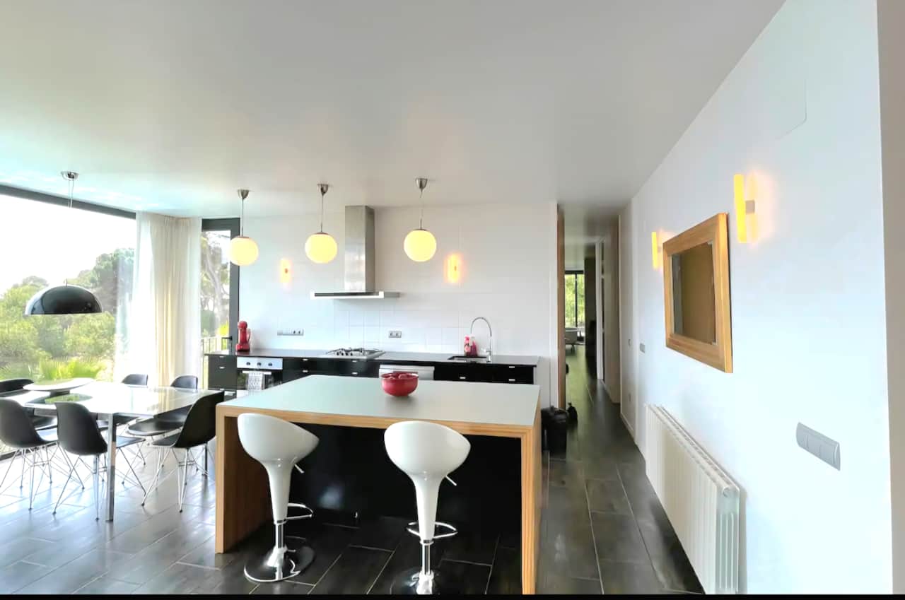 Screenshot 20251211 110953 Airbnb