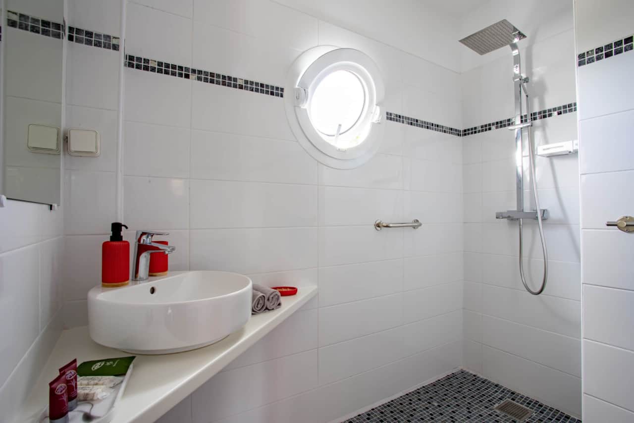 PalmSuites 12