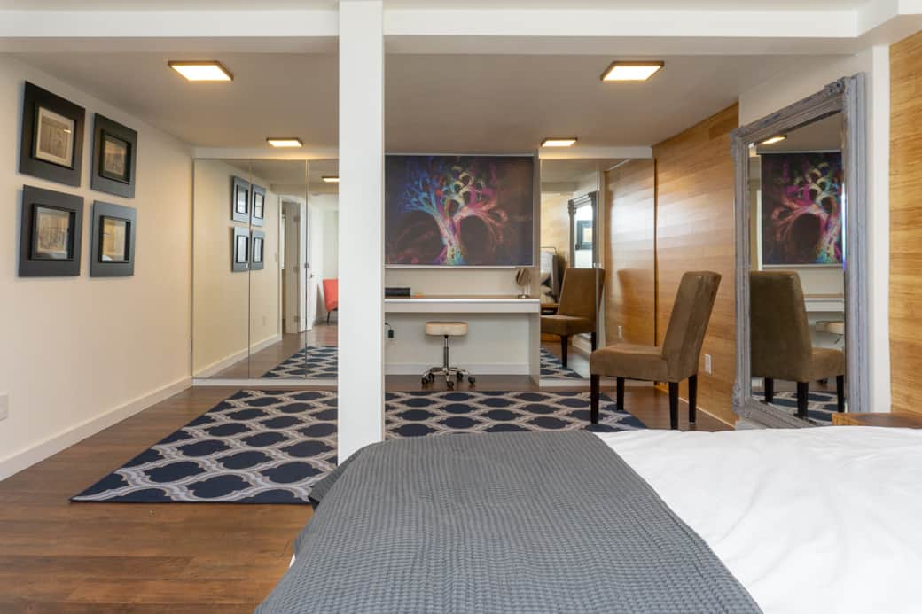 Huge bedroom