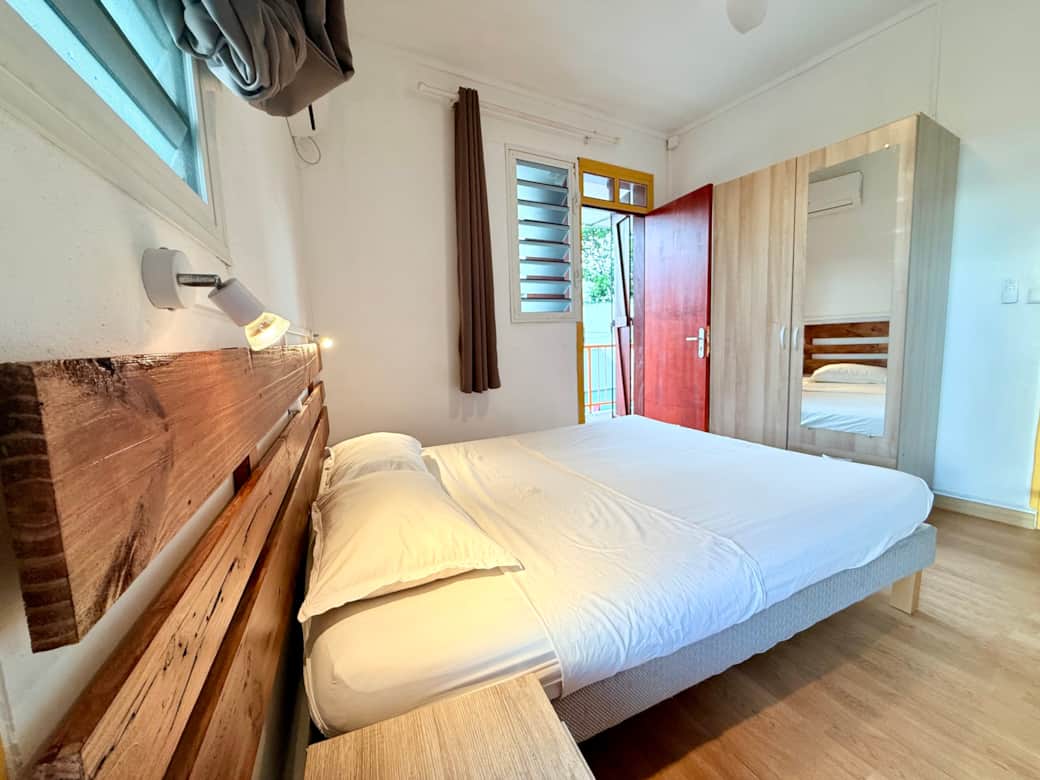 Chambre climatisée, draps inclus Chambre climatisée, draps inclus