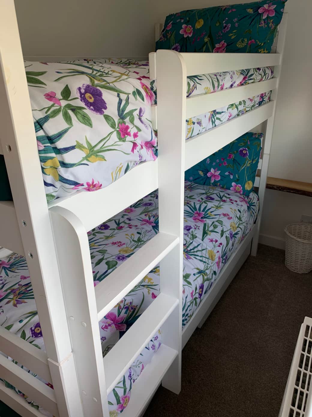 Bunks in 3rd bedroom.