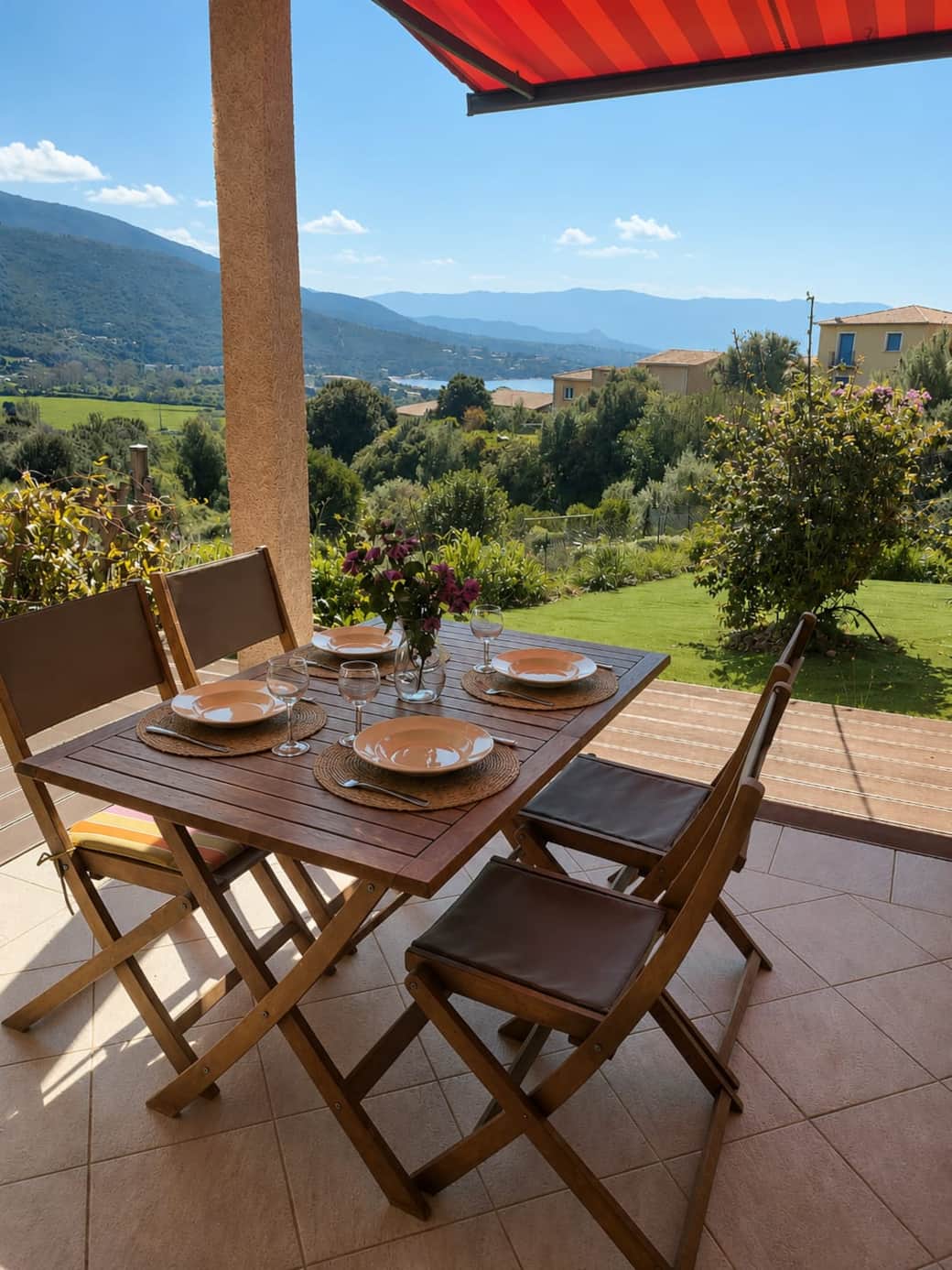 La terrasse face au golfe de Sagone