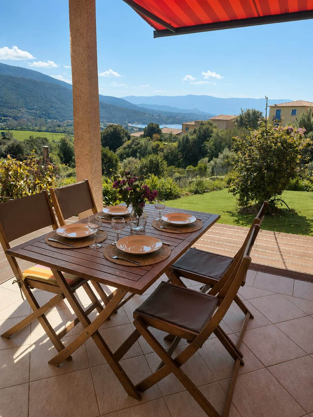 La terrasse face au golfe de Sagone