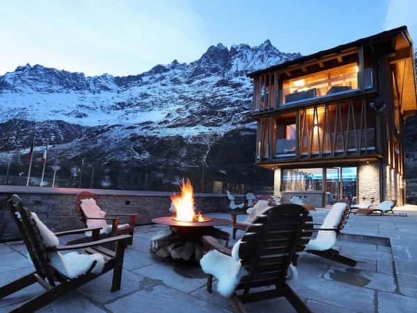 5BR Mountain Chalet with Views in Cervinia