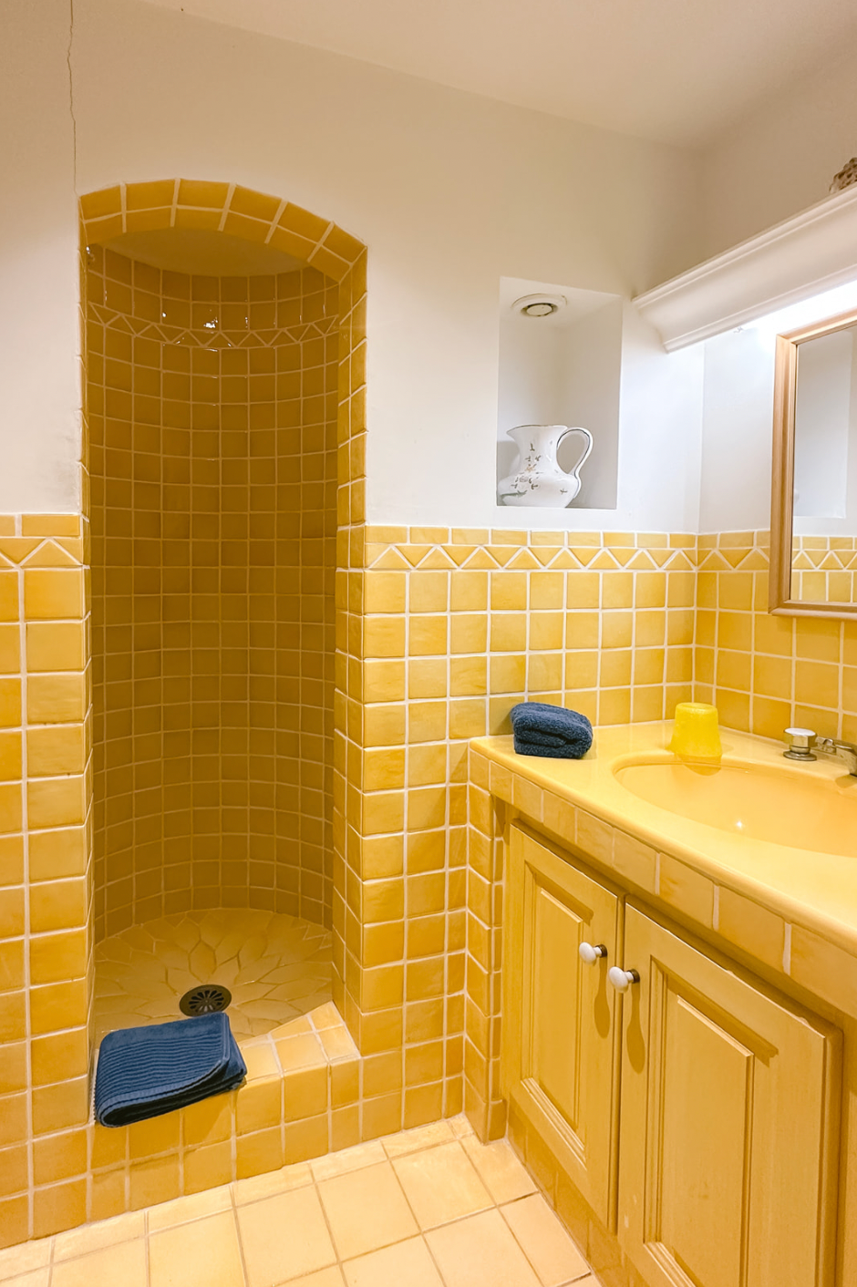 Family Shower Room Main House