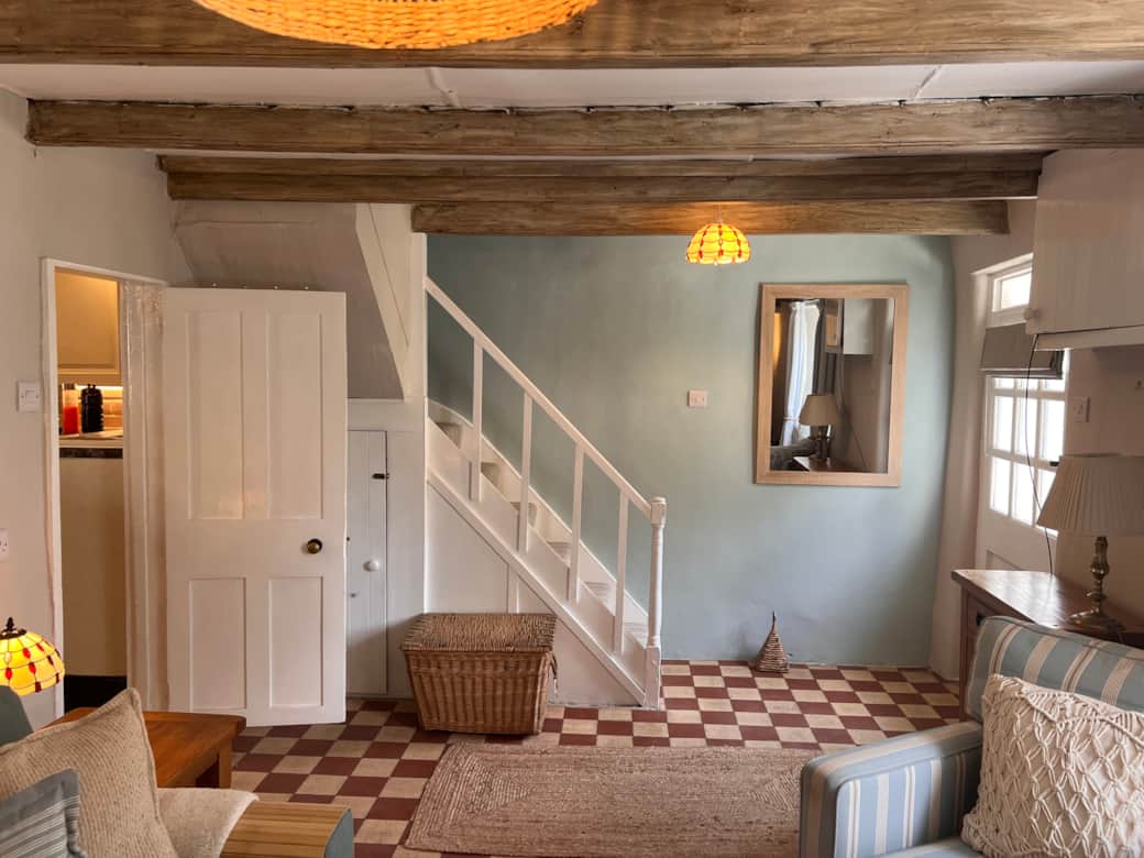 Lounge and staircase