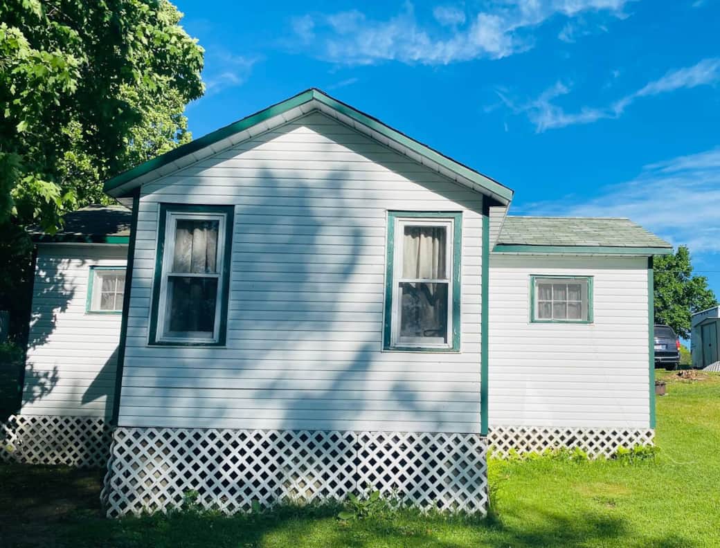 Relaxing cabin on the lake Relaxing cabin on the lake