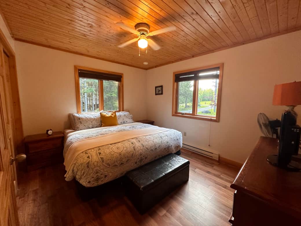 Master Bedroom, King Bed Master Bedroom, King Bed