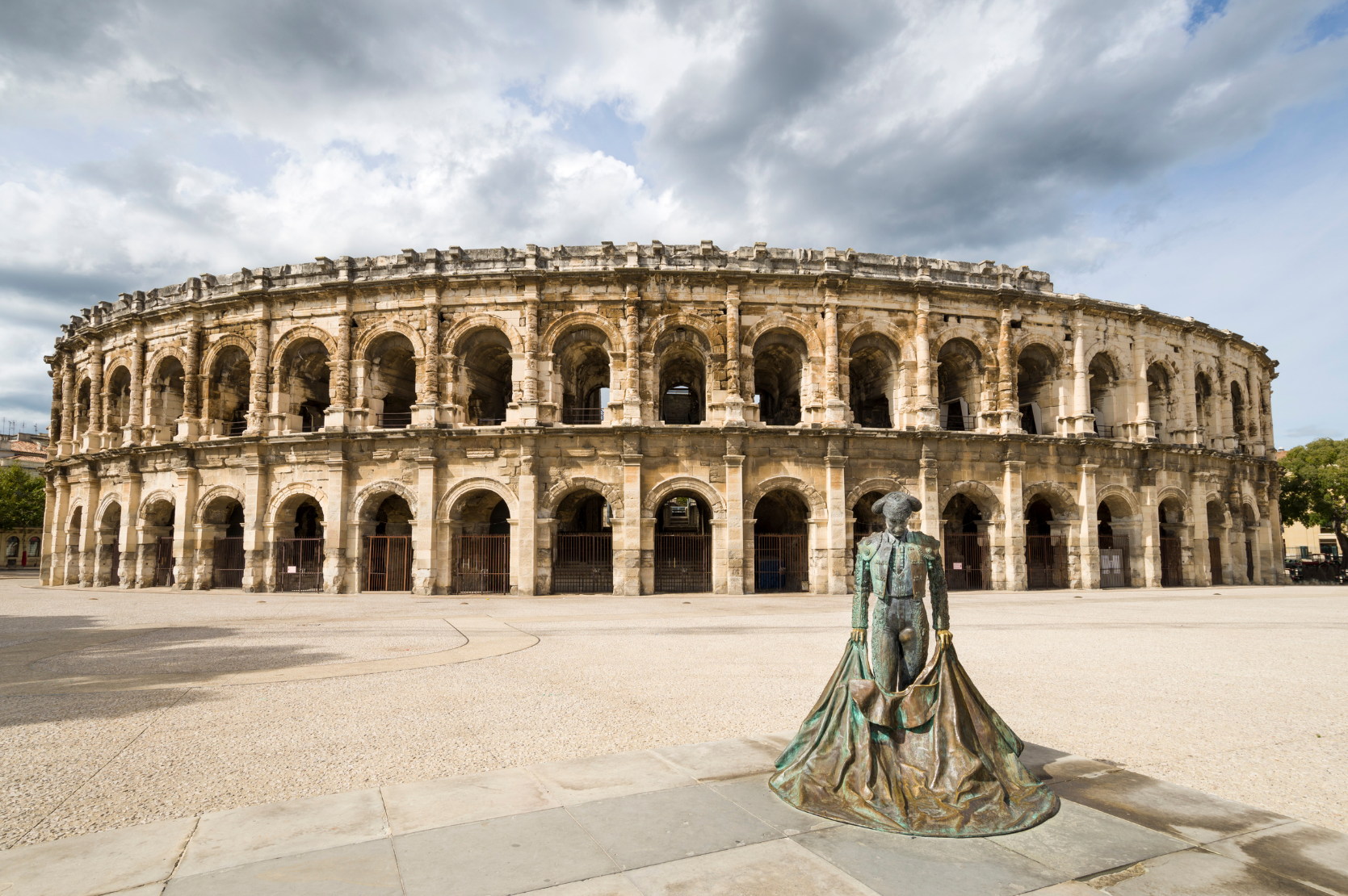 Nimes