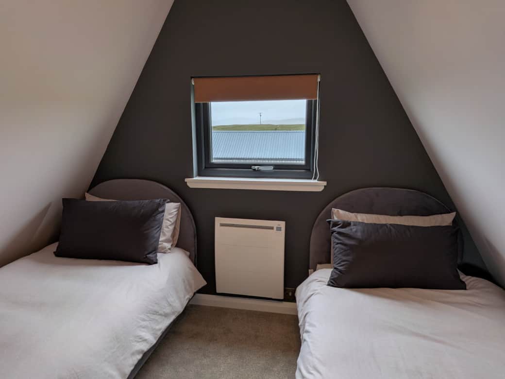The Chalet twin bedroom