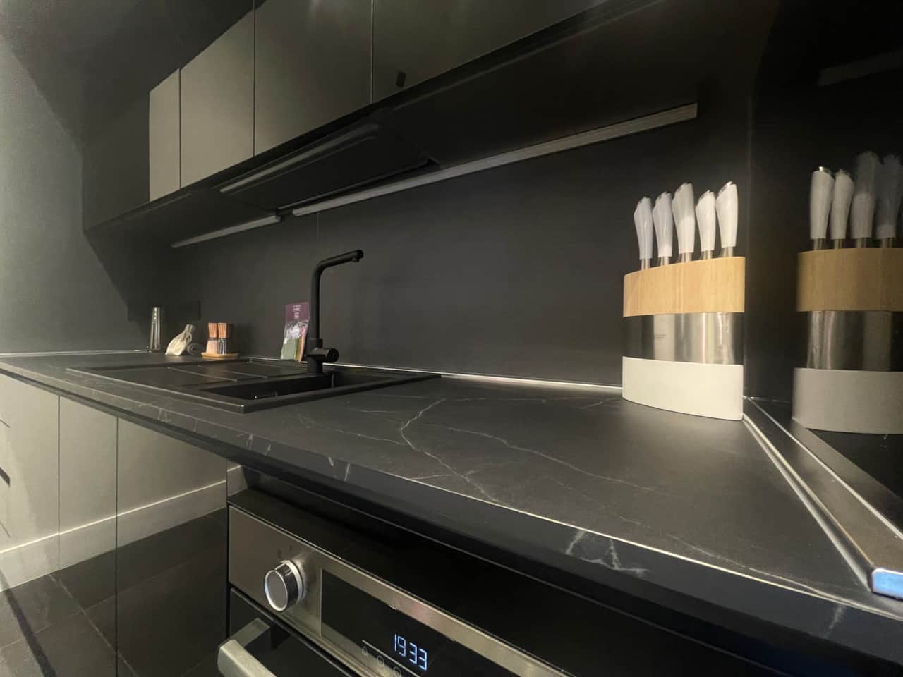 Cucina/zona pranzo completamente attrezzata