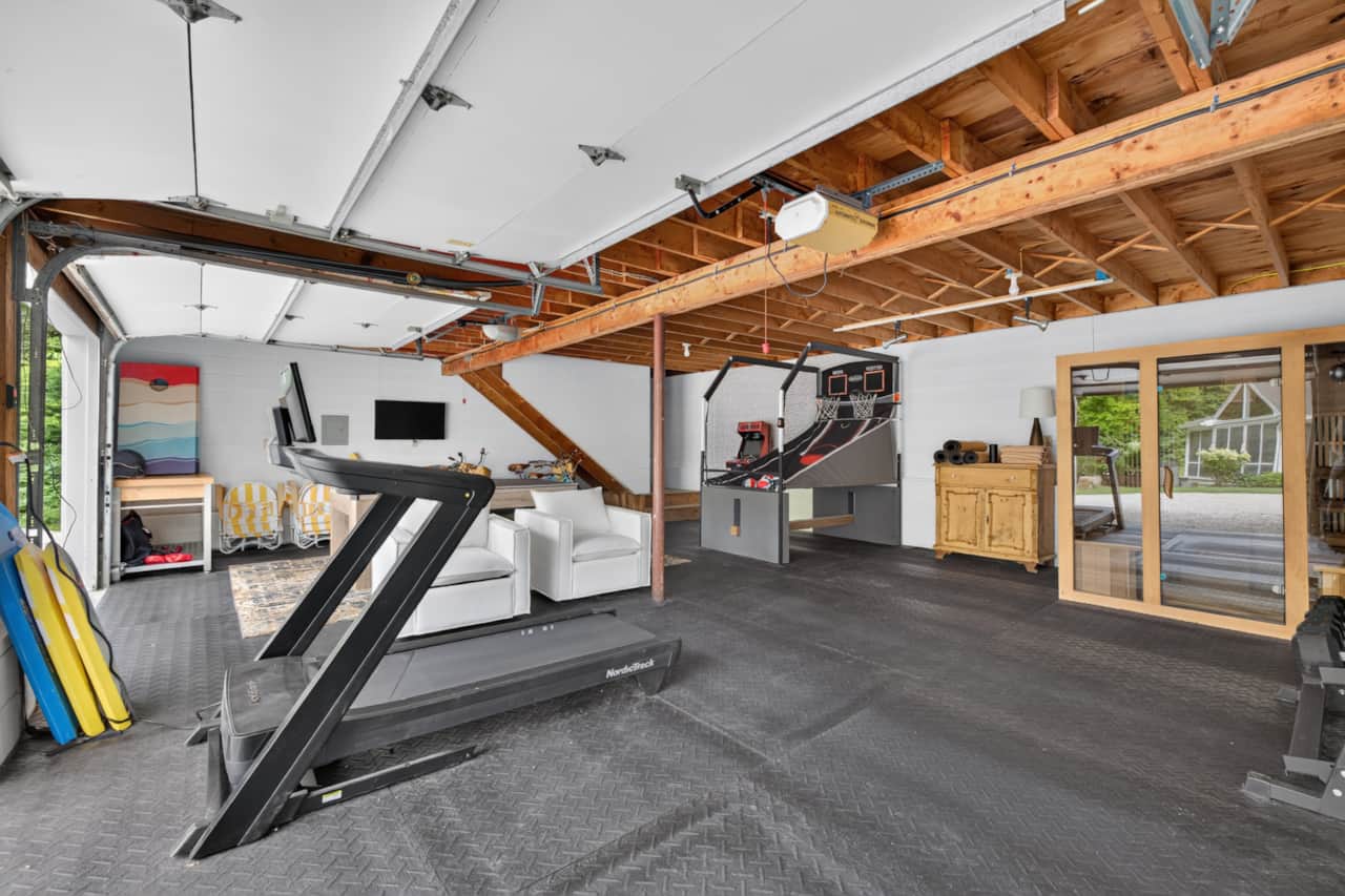 Enjoy the exercise equipment and sauna or partake in a game of ping pong, pool, or basketball.