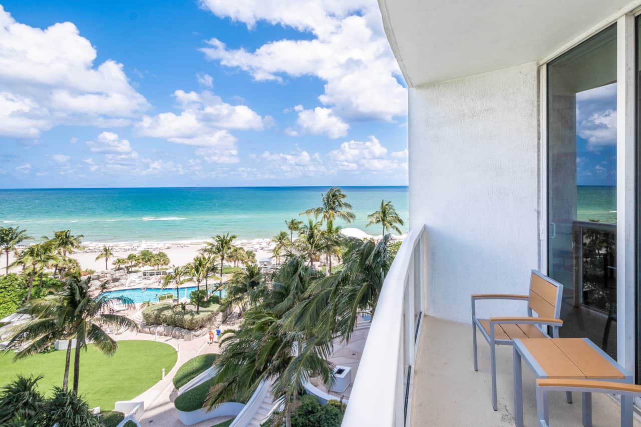18001 Collins Ave Units 504-print-001-223-SFV 31050450584200x2801-4200x2800-300dpi