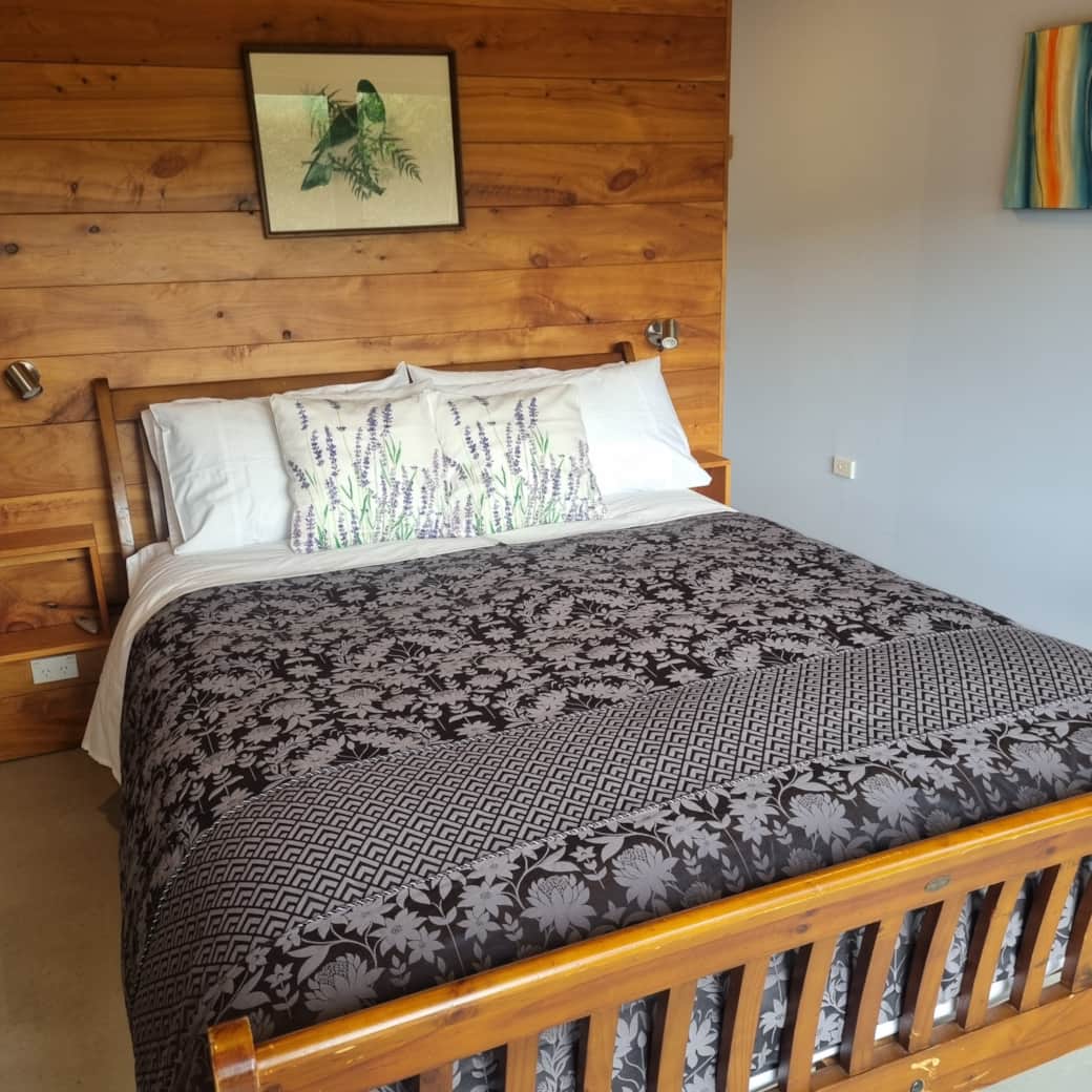 Bedroom 1 Pic 1