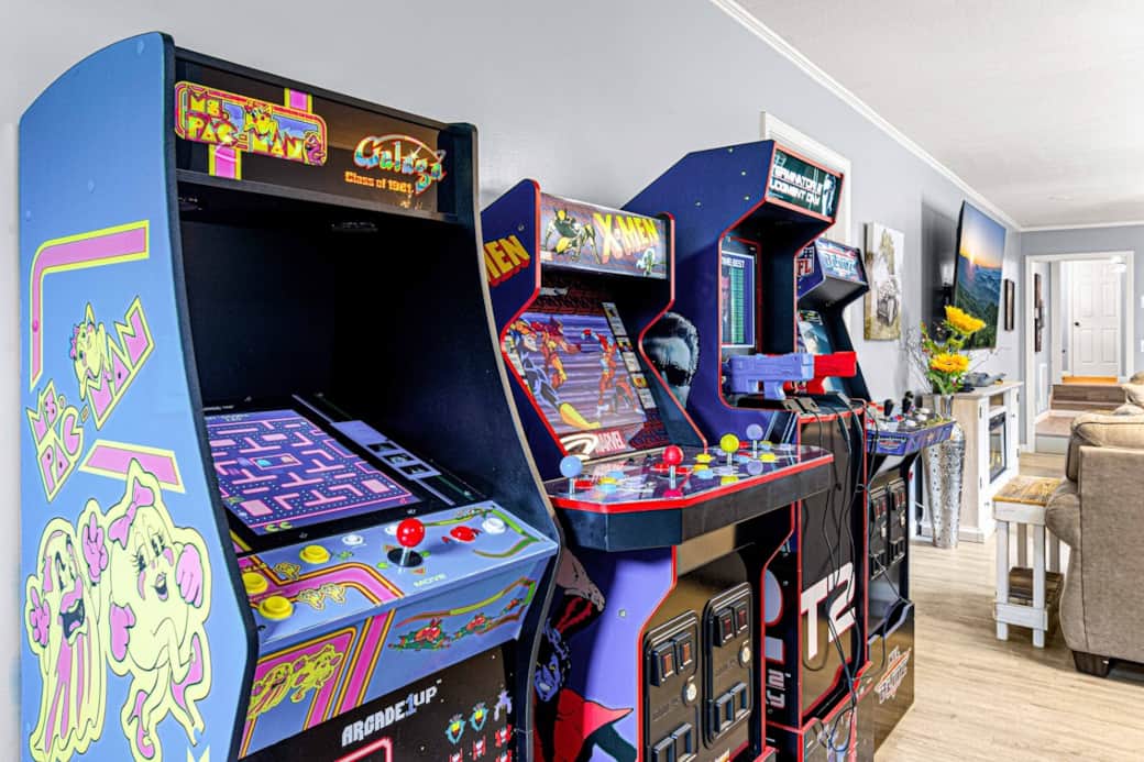 Your own private arcade, yeah - for real! Your own private arcade, yeah - for real!