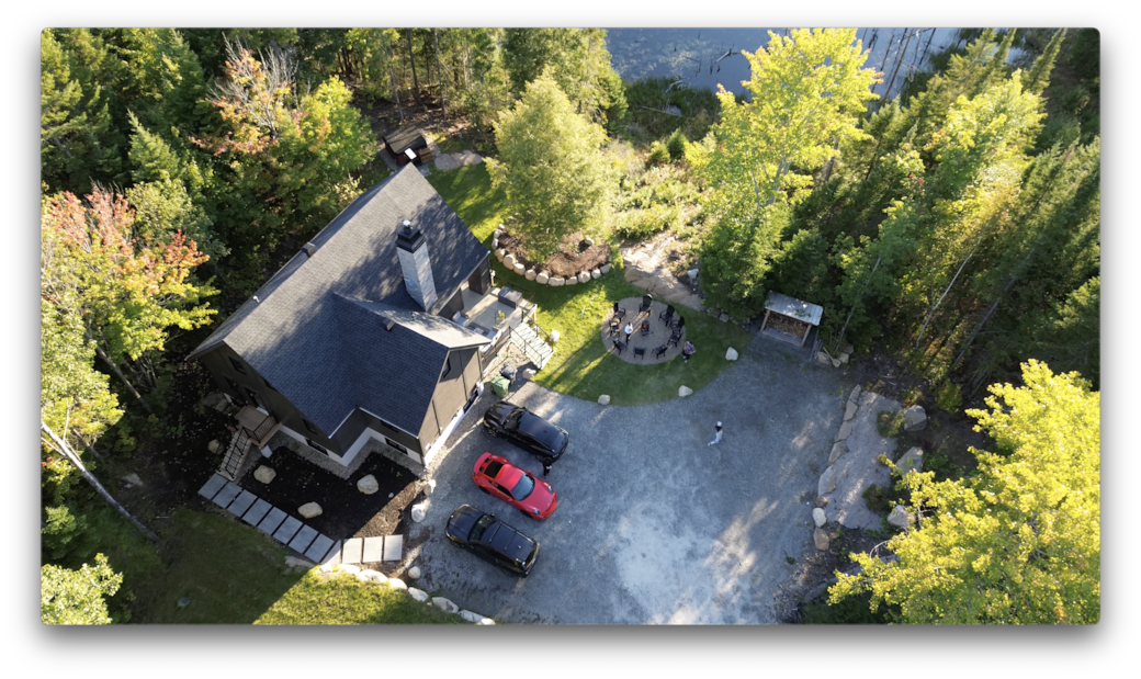 View of the property of the chalet "Le Mitik Kanata Tremblant"