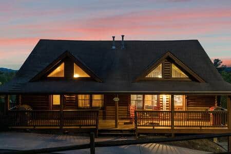 Private cabin entrance and parking for two vehicles