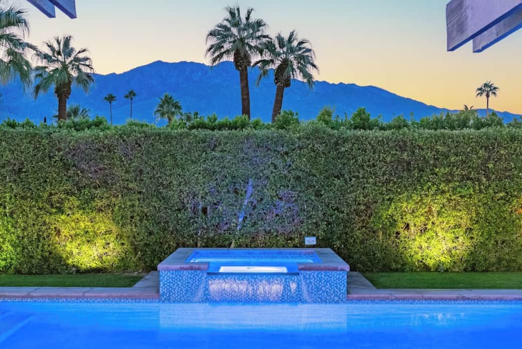 Pool & Desert Views