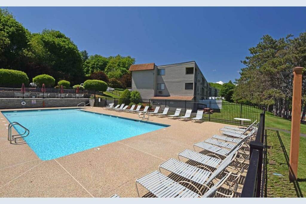 Complex Pool