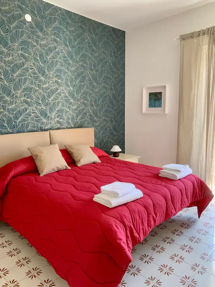 Main Bedroom 1 Main Bedroom 1