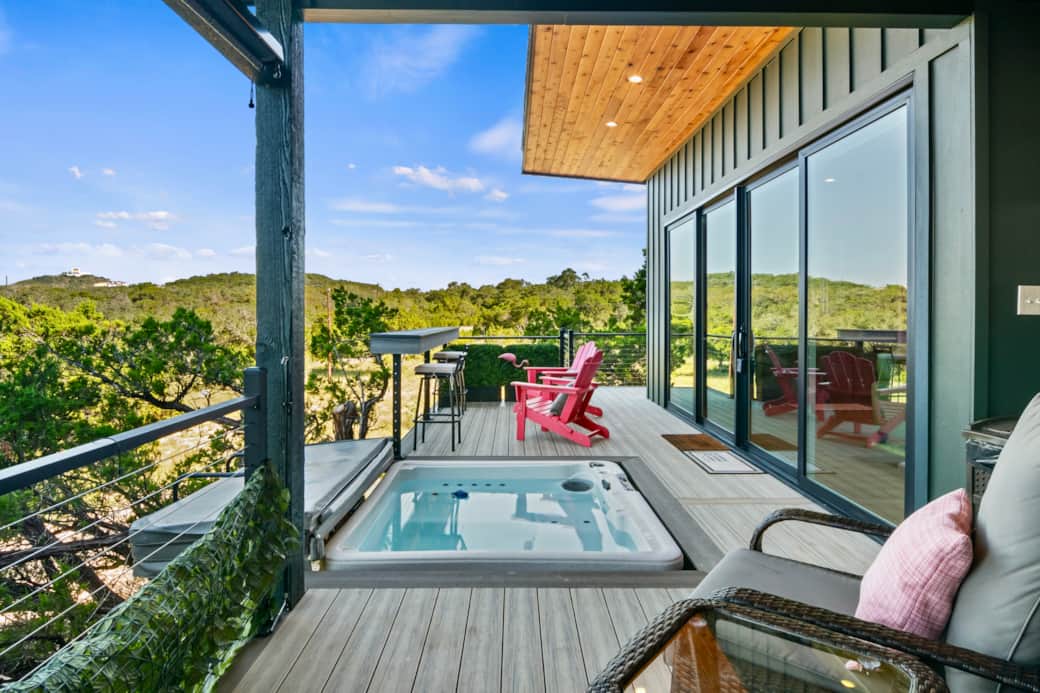Covered expansive deck