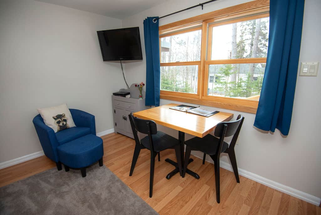 Table and Seating