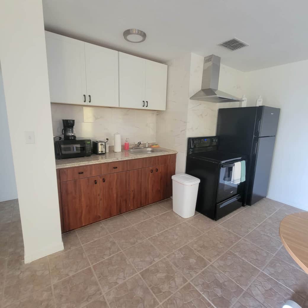 Complete furniture kitchen