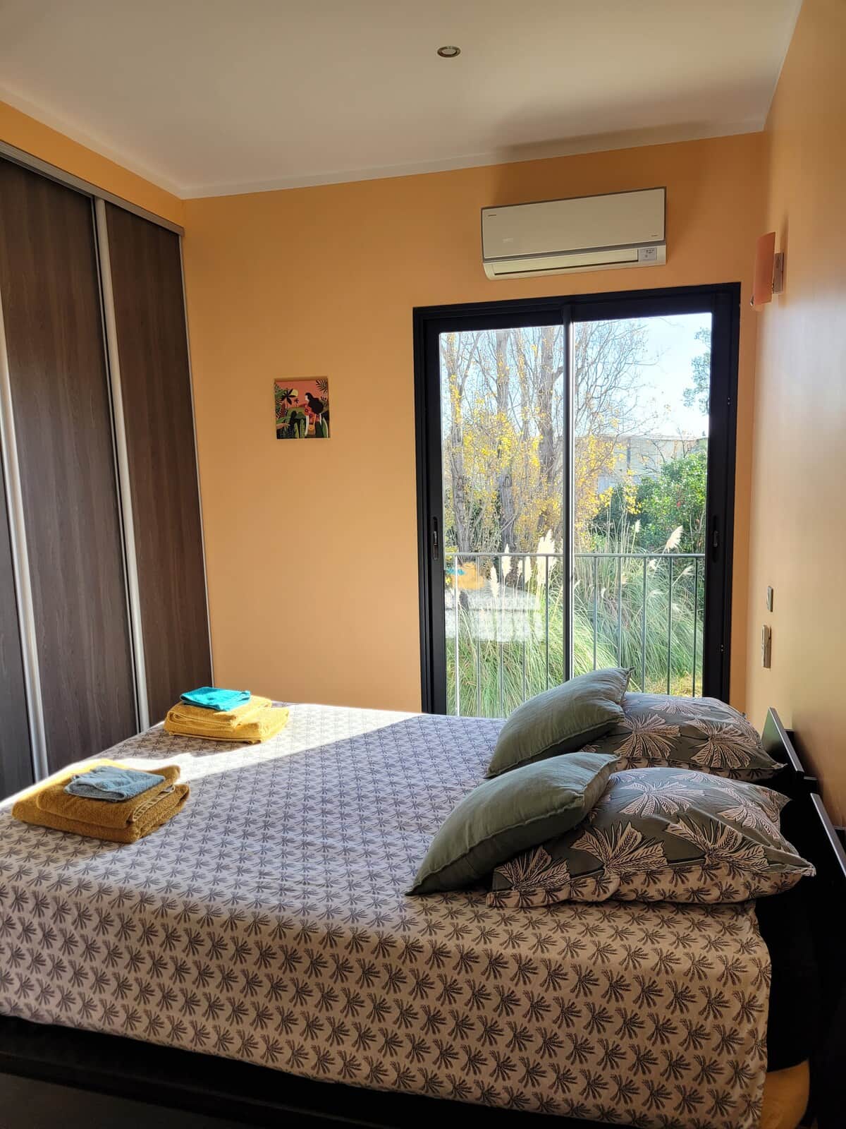 Chambre avec accès terrasse - location villa Folelli Casinca