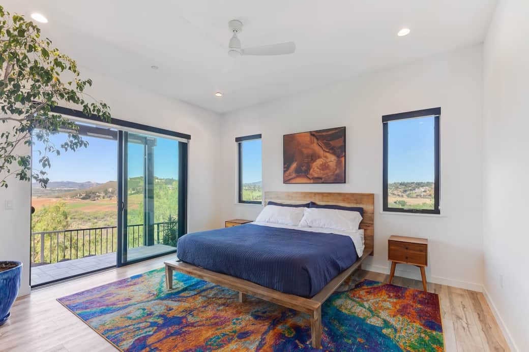 Bedroom 1 (Master Suite)