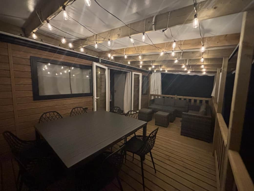 Terrasse éclairée interieure